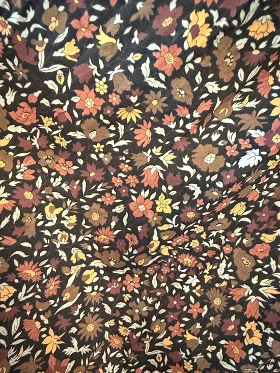 Doen Black Floral Midi Dress with Smocked Waist - Picture 5 of 6